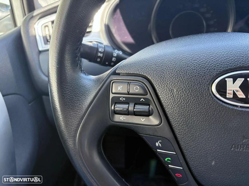 Kia Ceed SW 1.6 CRDi Nav Line - 39