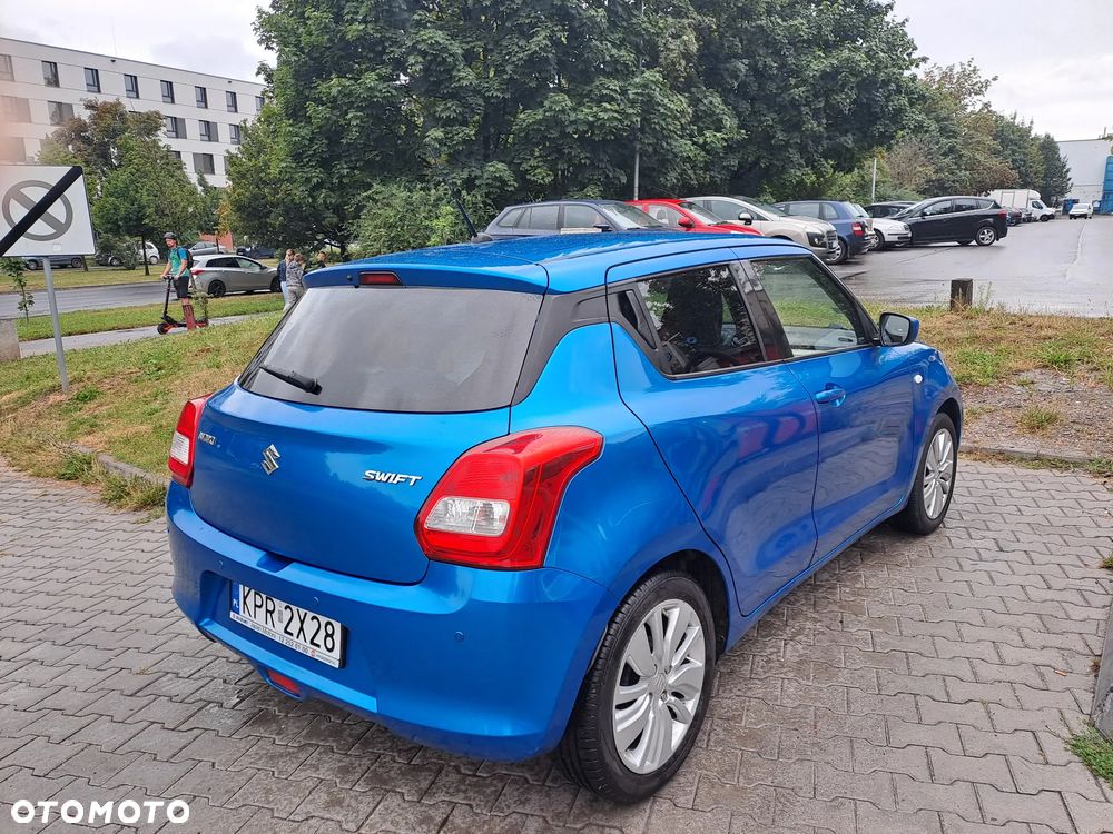 Suzuki Swift 1.2 Premium Plus - 7