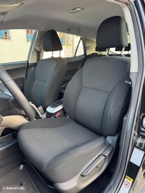 Toyota Auris 1.4 VVT-i AC - 10