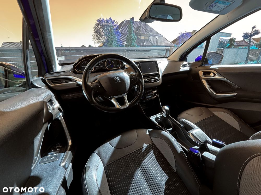 Peugeot 2008 PureTech 110 Stop&Start Allure - 20