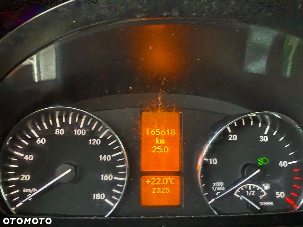 Mercedes-Benz SPRINTER - 11