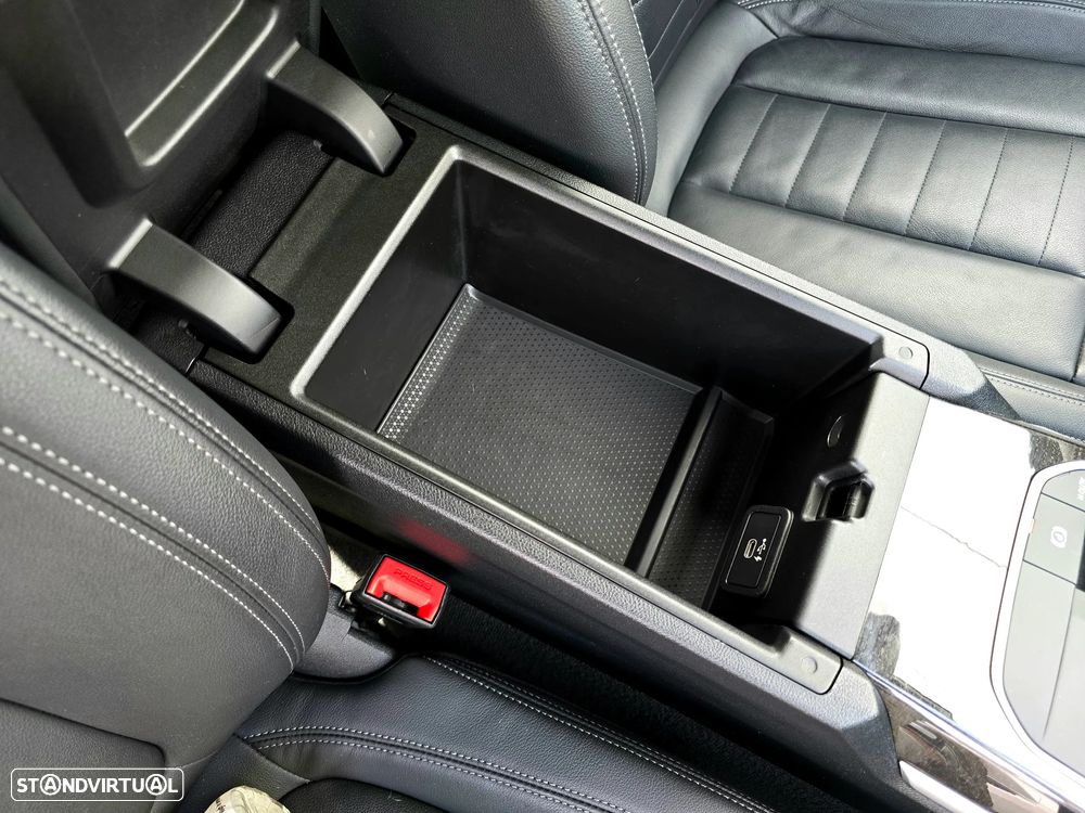 BMW 330 e Pack M Auto - 35