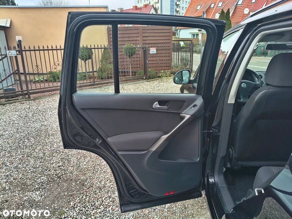 Volkswagen Tiguan 1.4 TSI 4Motion Trend & Fun - 16