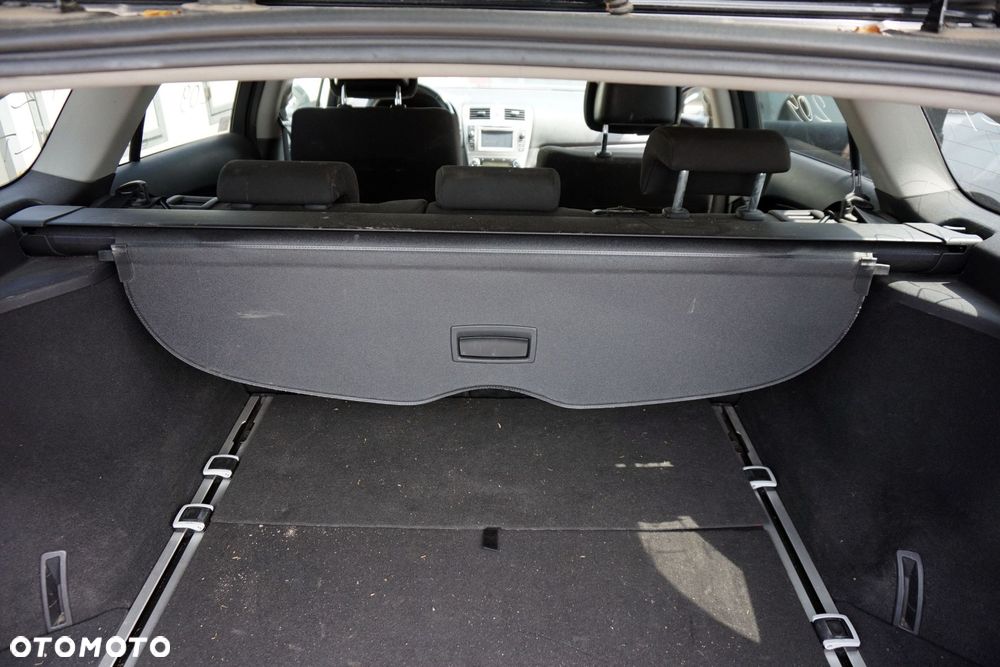 TOYOTA AVENSIS III T27 PH2 LIFT KOMBI 2012 209 2.0 D4D 1AD-FTV 123KM EA65 CZARNY na części - 13