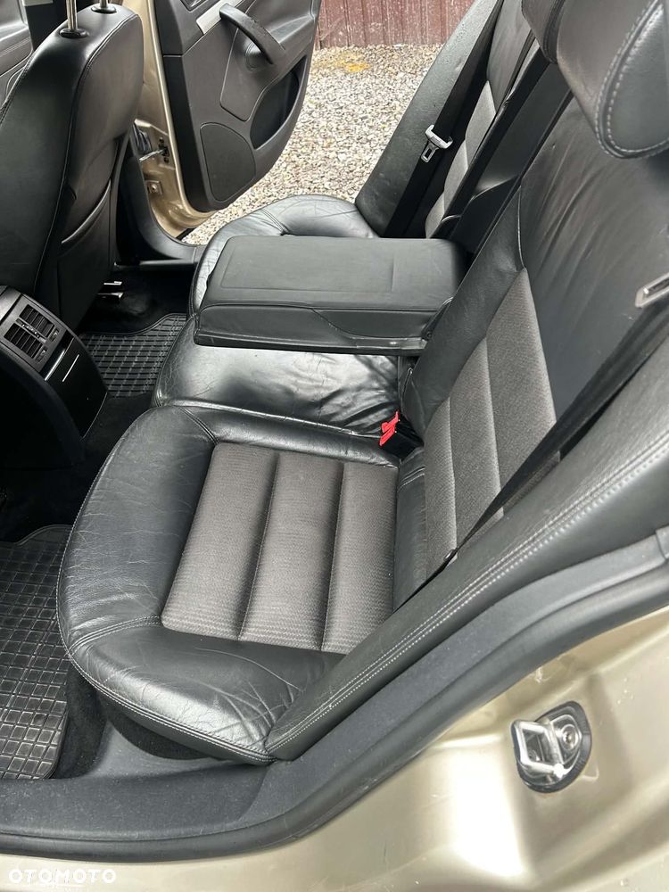 Skoda Octavia 1.9 TDI Adventure 4x4 - 8