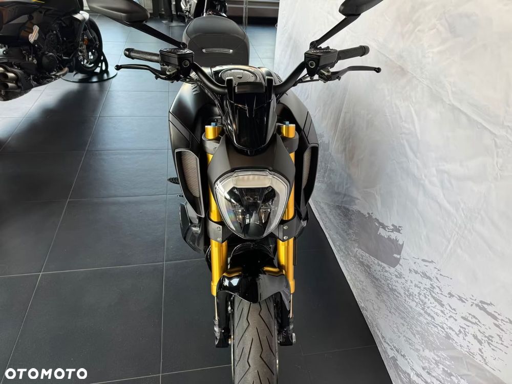 Ducati Diavel - 9