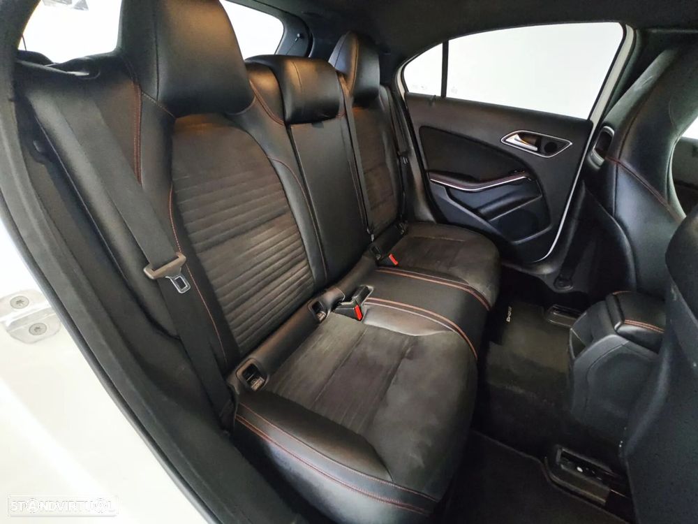 Mercedes-Benz A 180 (BlueEFFICIENCY) 7G-DCT AMG Sport - 9