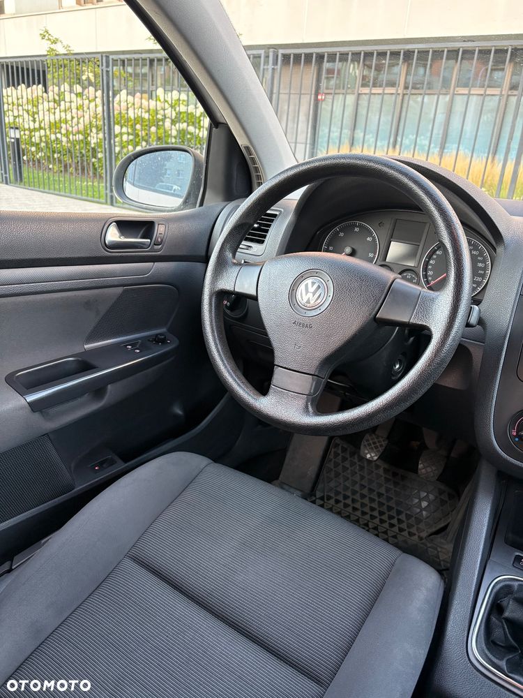 Volkswagen Golf V 1.9 TDI Comfortline - 10