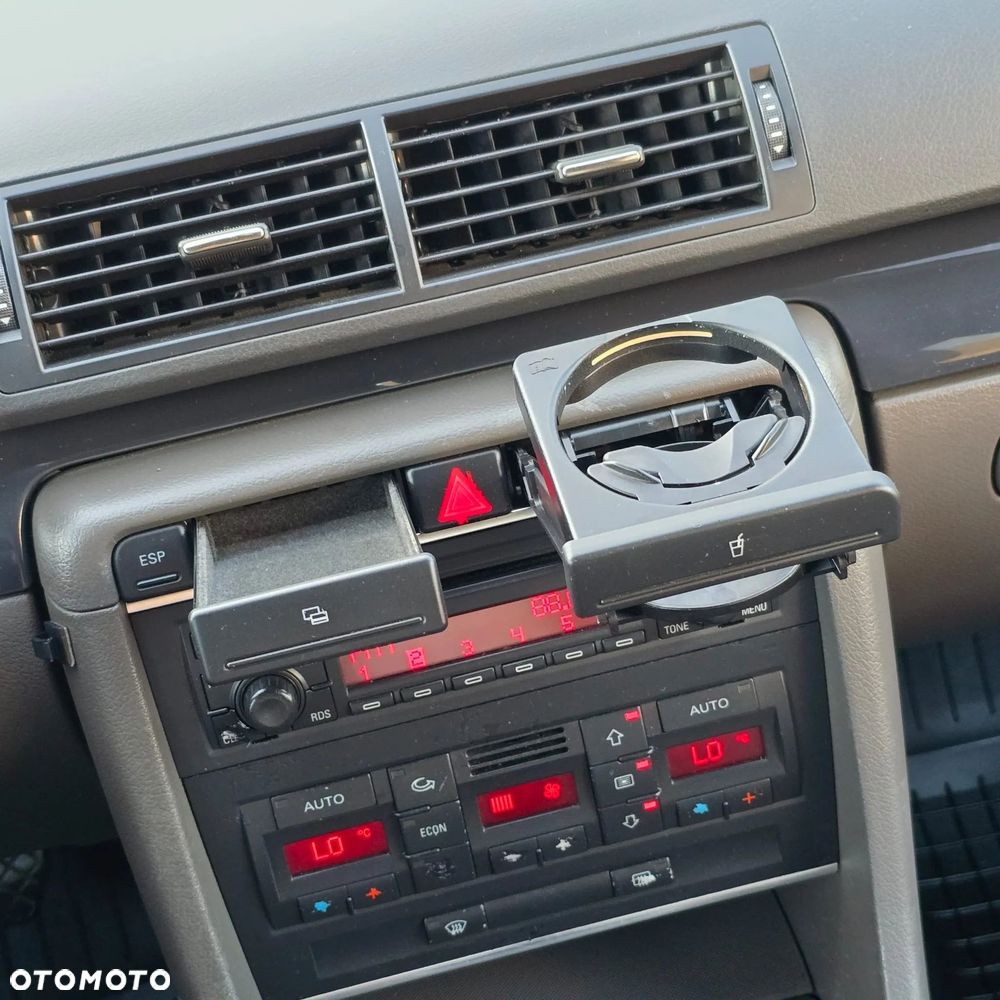 Audi A4 Limousine 2 - 32