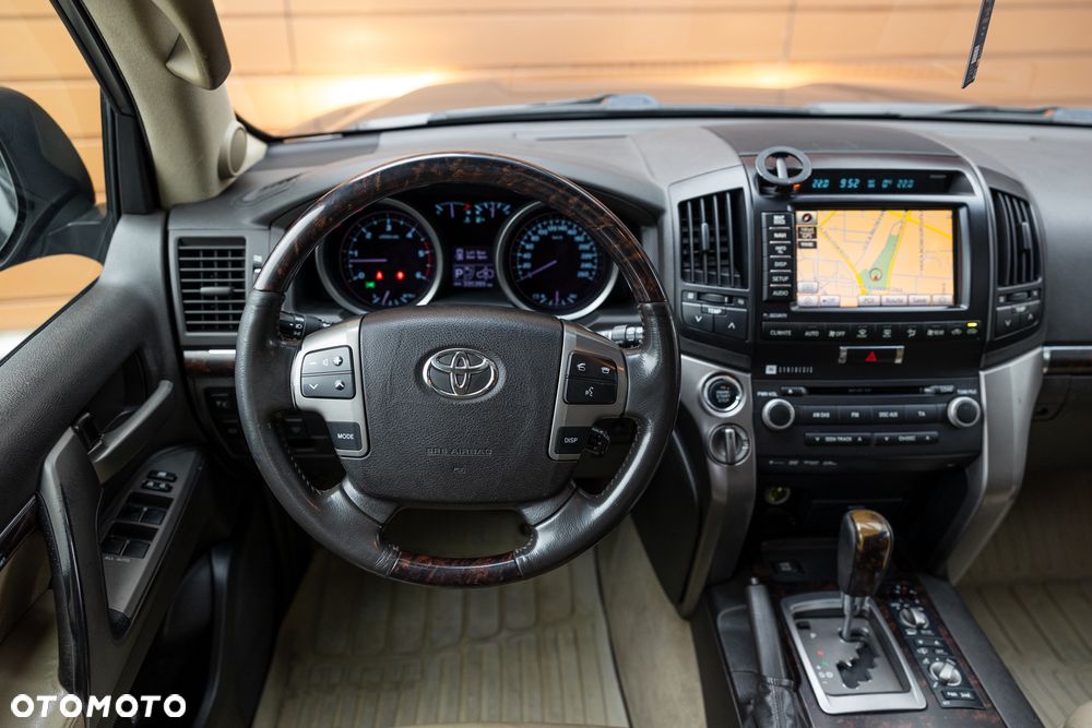 Toyota Land Cruiser LC 4.5 D-4D X 7os - 38