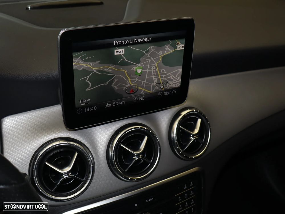 Mercedes-Benz CLA 200 d Shooting Brake Urban Aut. - 21