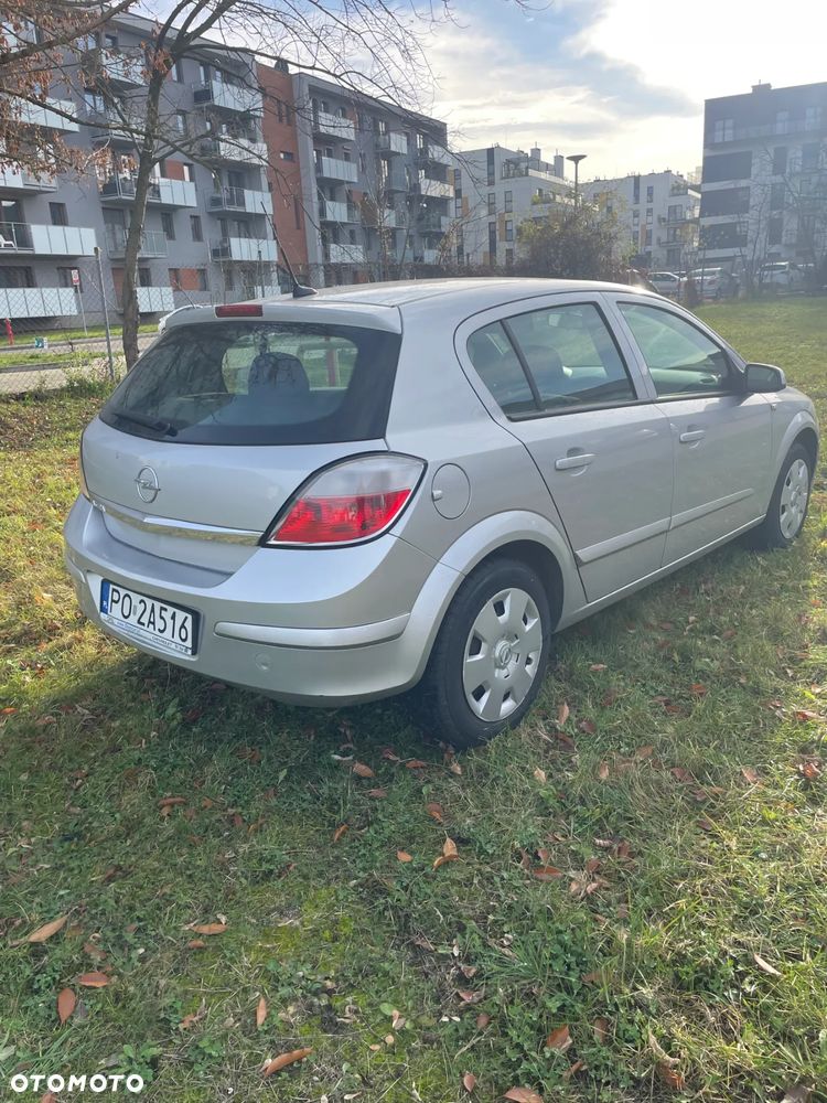 Opel Astra - 2