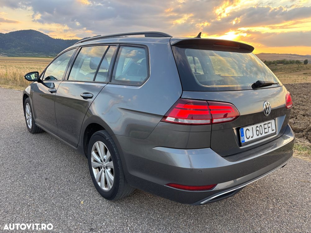 Volkswagen Golf 1.6 TDI SCR Comfortline - 4