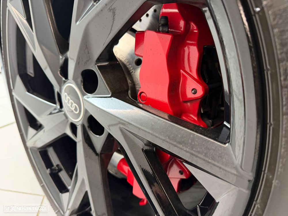 Audi R8 Coupé - 10