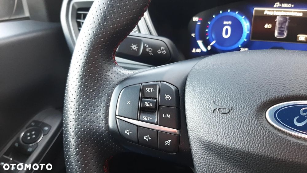 Ford Kuga 1.5 EcoBoost FWD ST-Line - 22