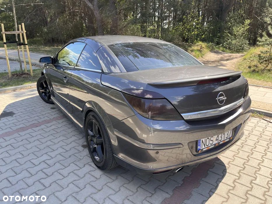 Opel Astra 1.9 CDTI Cosmo - 7