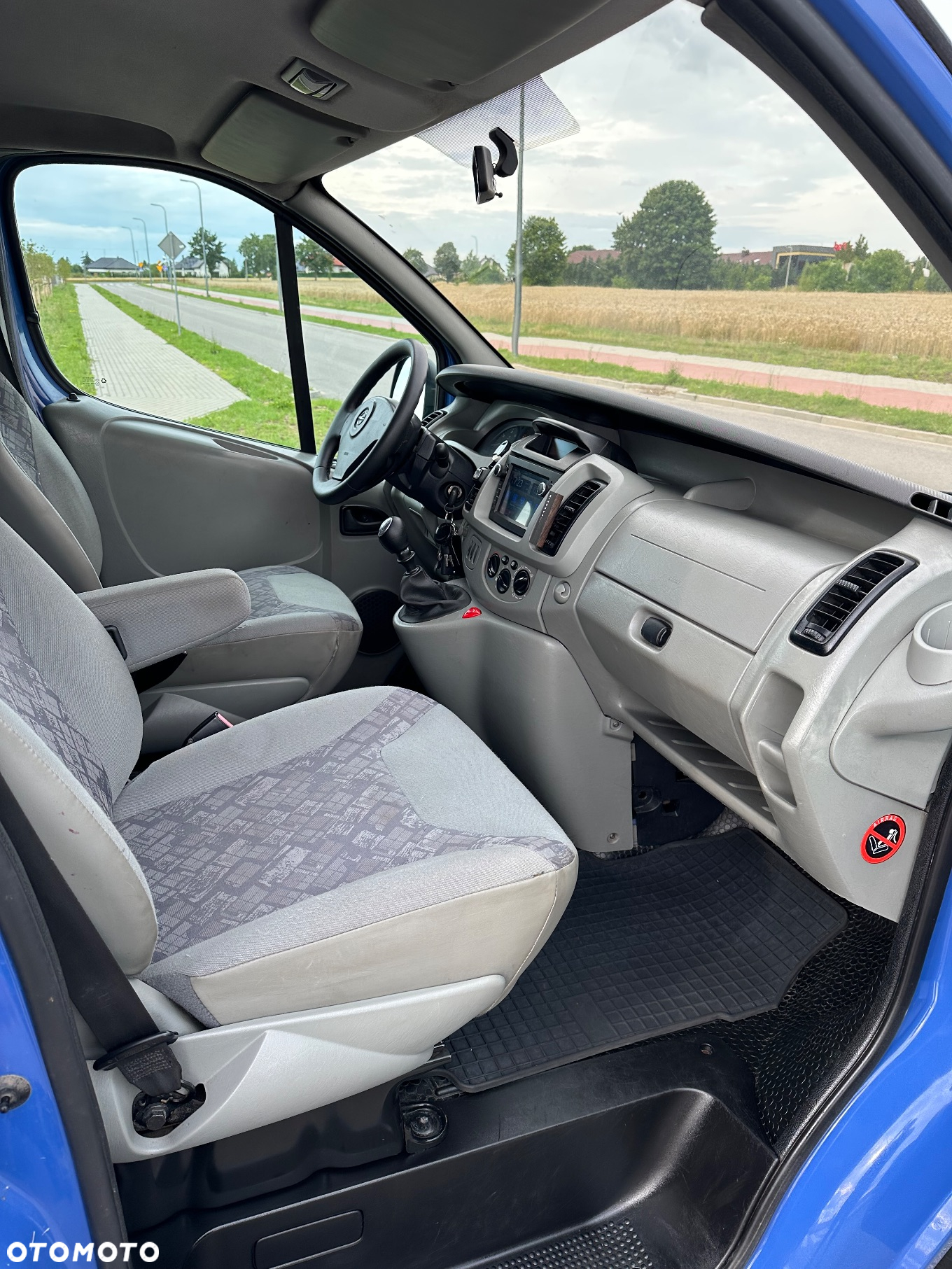 Opel Vivaro DTI L1H1 - 12