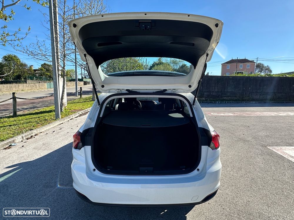 Fiat Tipo Station Wagon 1.4 Easy - 8