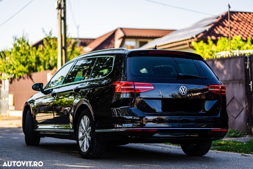 Volkswagen Passat 2.0 TDI DSG (BlueMotion Technology) Highline - 3