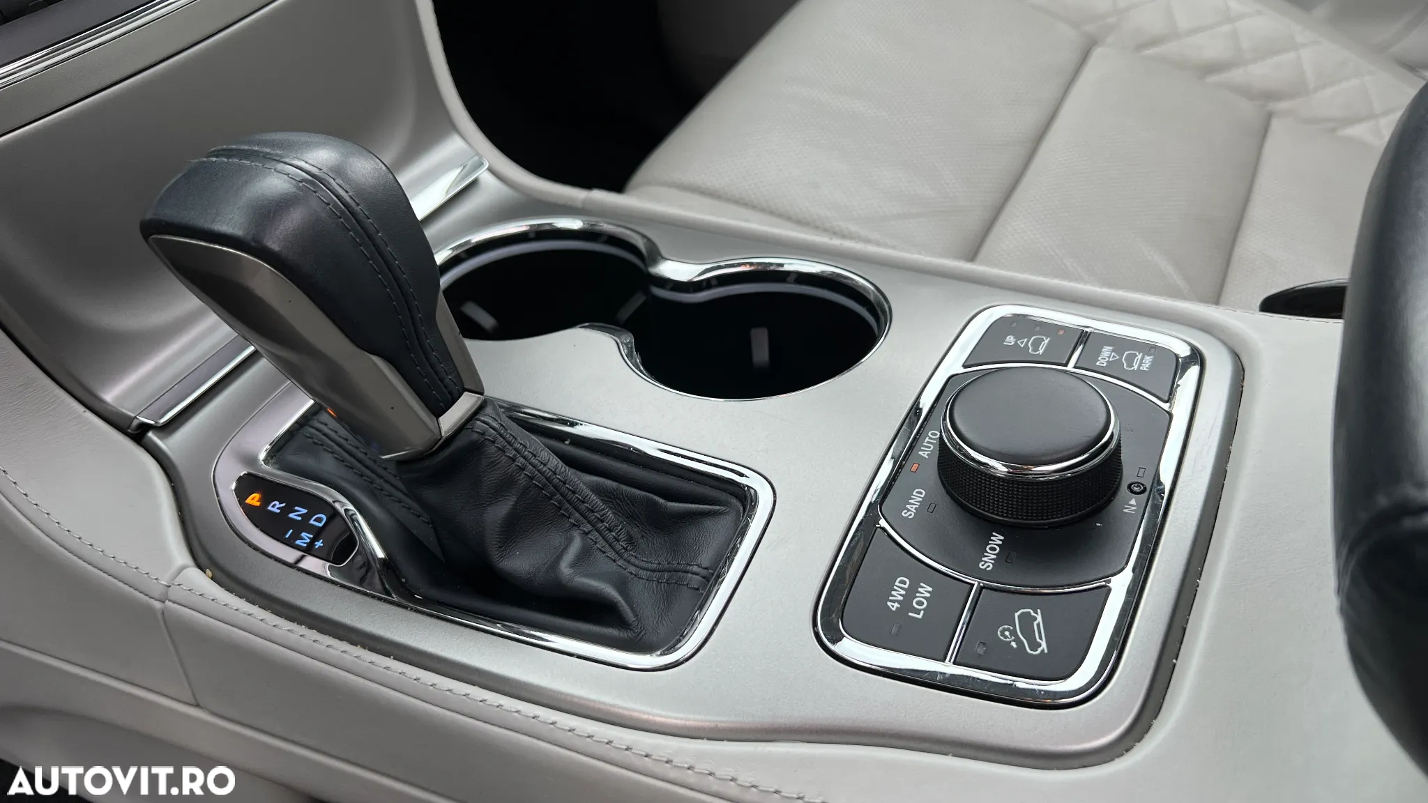Jeep Grand Cherokee 3.0 V6 Multijet 4WD Automatik Summit - 19