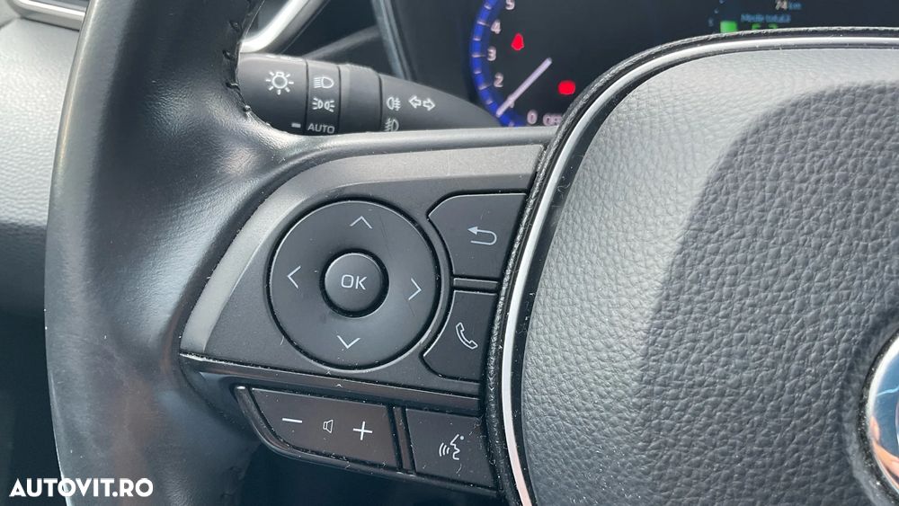 Toyota Corolla 1.8 HSD TS Dynamic - 8