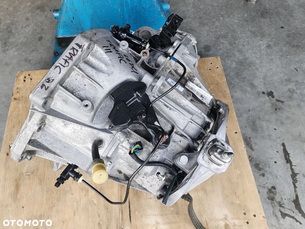 Renault TRAFIC 3 III 1,6 dci BITURBO skrzynia biegów  320109931R - 6
