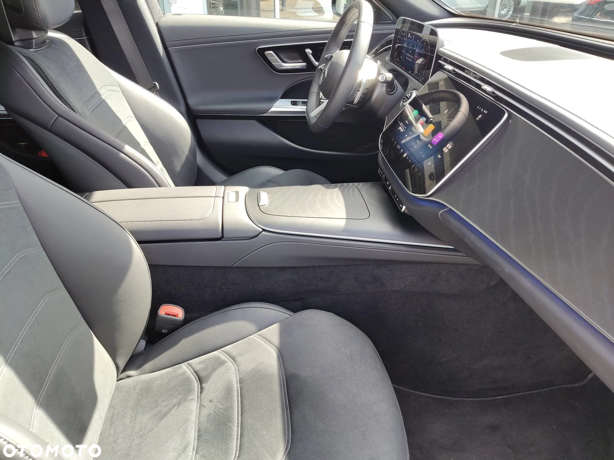 Mercedes-Benz Klasa E 220 d mHEV 4-Matic AMG 9G-Tronic - 22