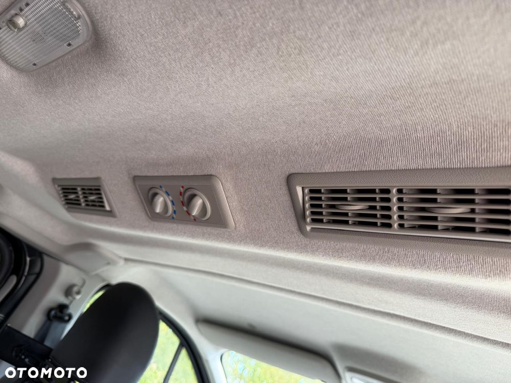 Renault Trafic - 17