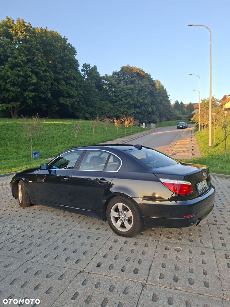 BMW Seria 5 520d - 4