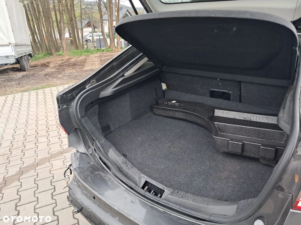 Ford Mondeo - 7