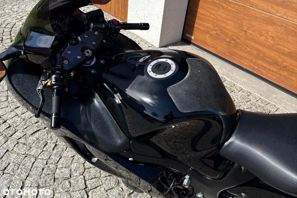 Suzuki Hayabusa - 24