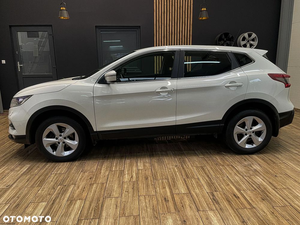 Nissan Qashqai 1.5 dCi N-Connecta - 11