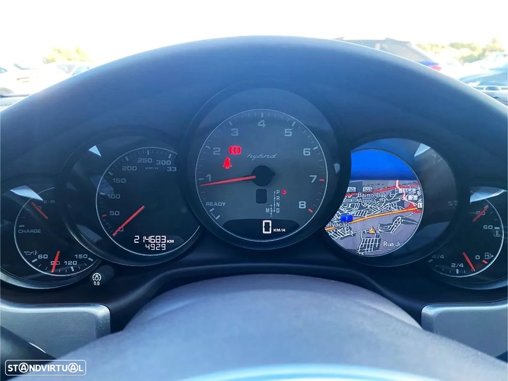 Porsche Panamera S Hybrid J19 - 28