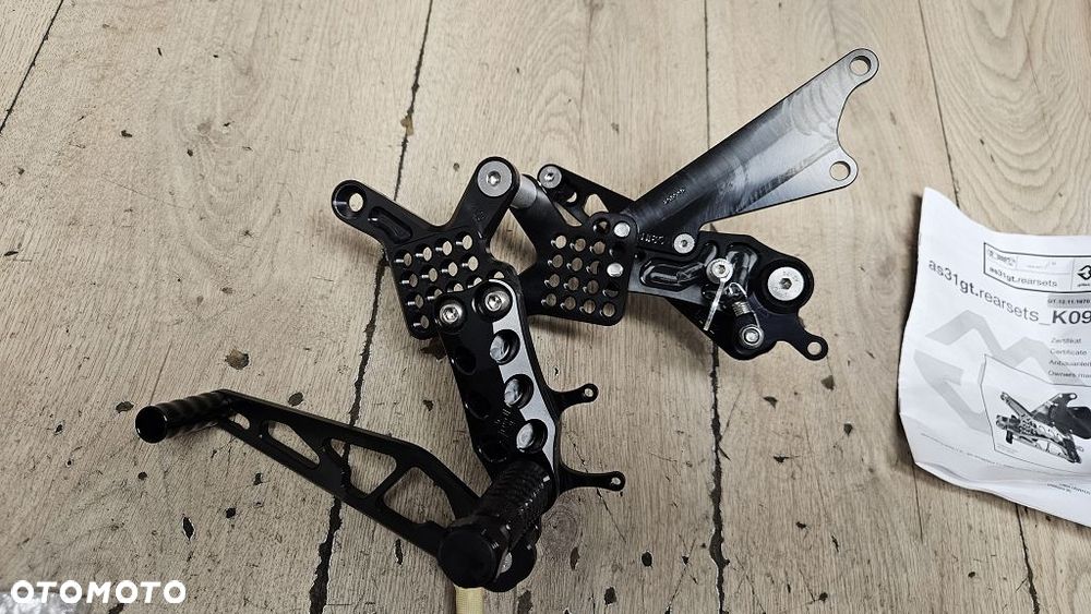 Regulowany zestaw podnóżków AS31GT Gilles Tooling Kawasaki Ninja ZX-10R - 15