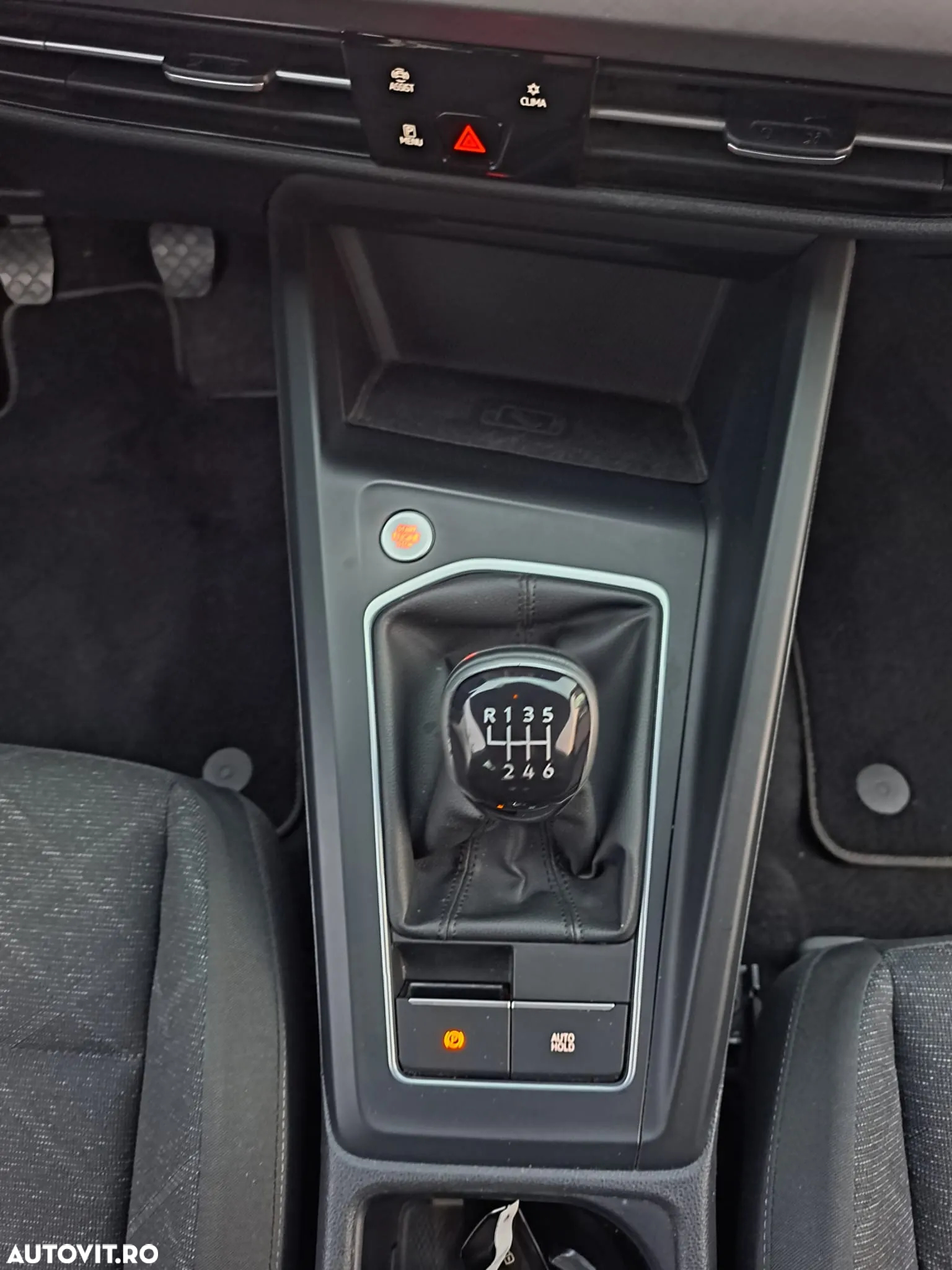 Volkswagen Golf Variant 2.0 TDI 116CP Life - 34