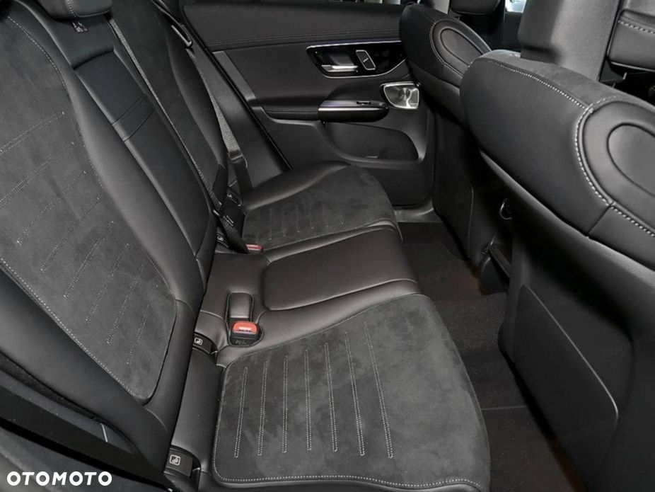 Mercedes-Benz GLC 300 mHEV 4-Matic AMG Line - 12