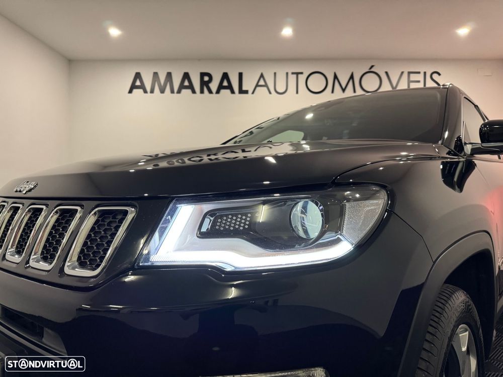 Jeep Compass 2.0 M-Jet Limited Auto - 17