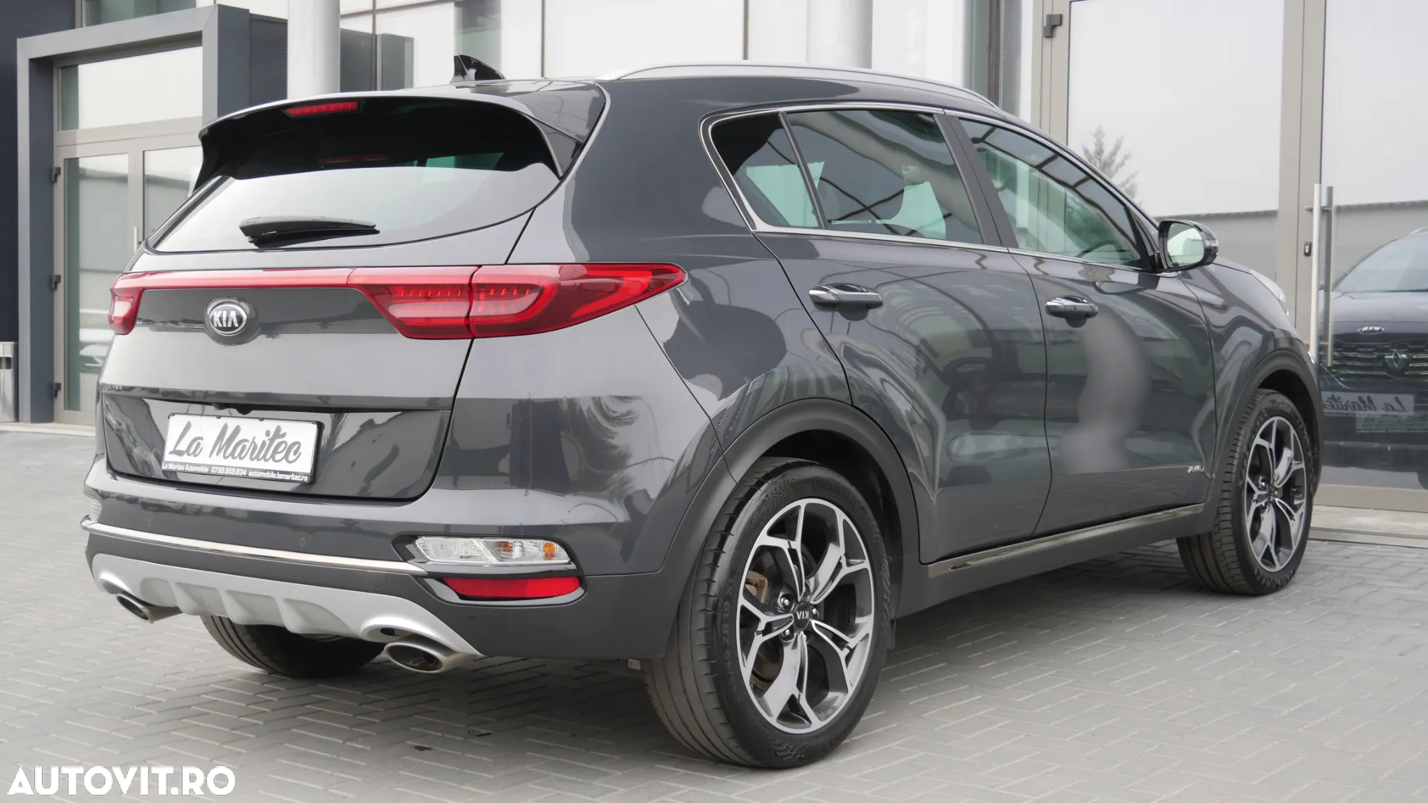 Kia Sportage 1.6 T-GDI AWD Aut. GT Line - 11