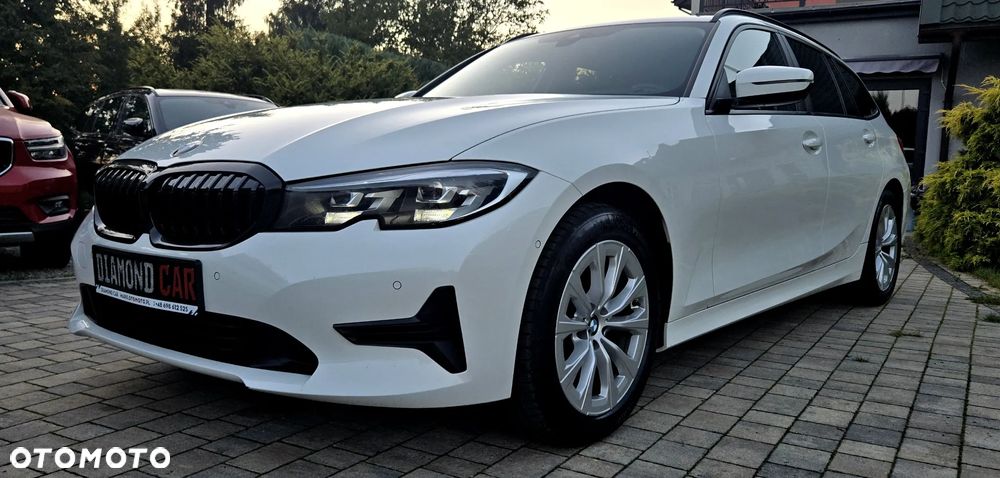 BMW Seria 3 320d M Sport - 2