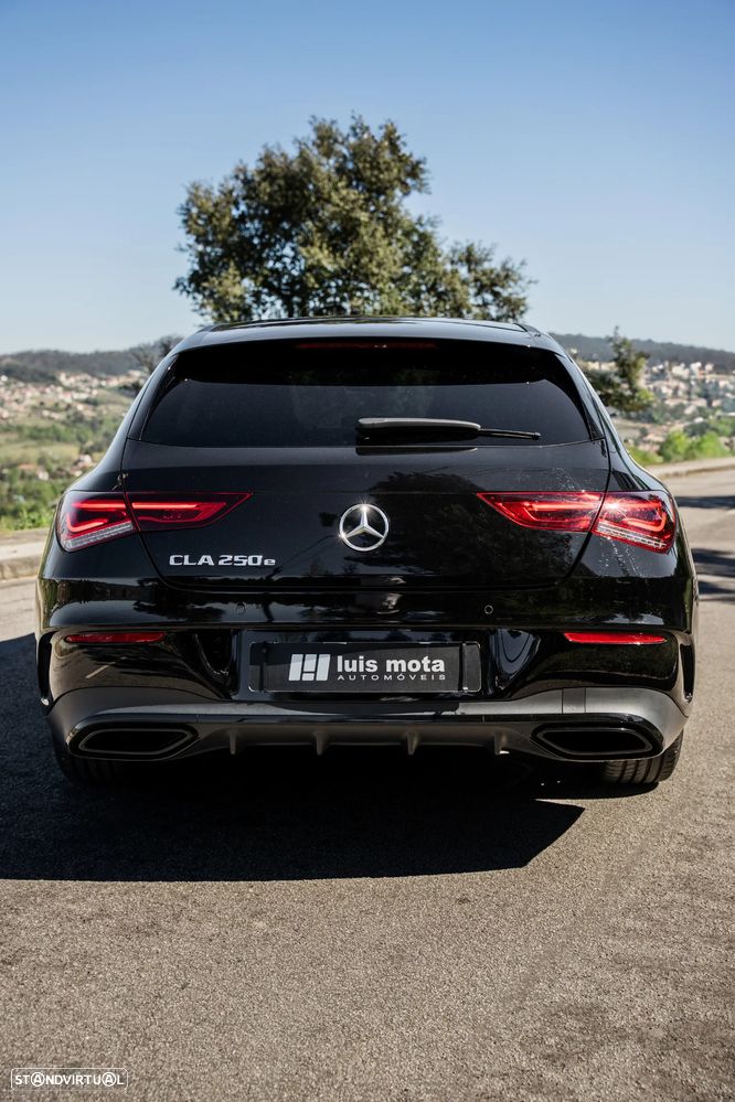 Mercedes-Benz CLA 250 e 8G-DCT AMG Line - 19