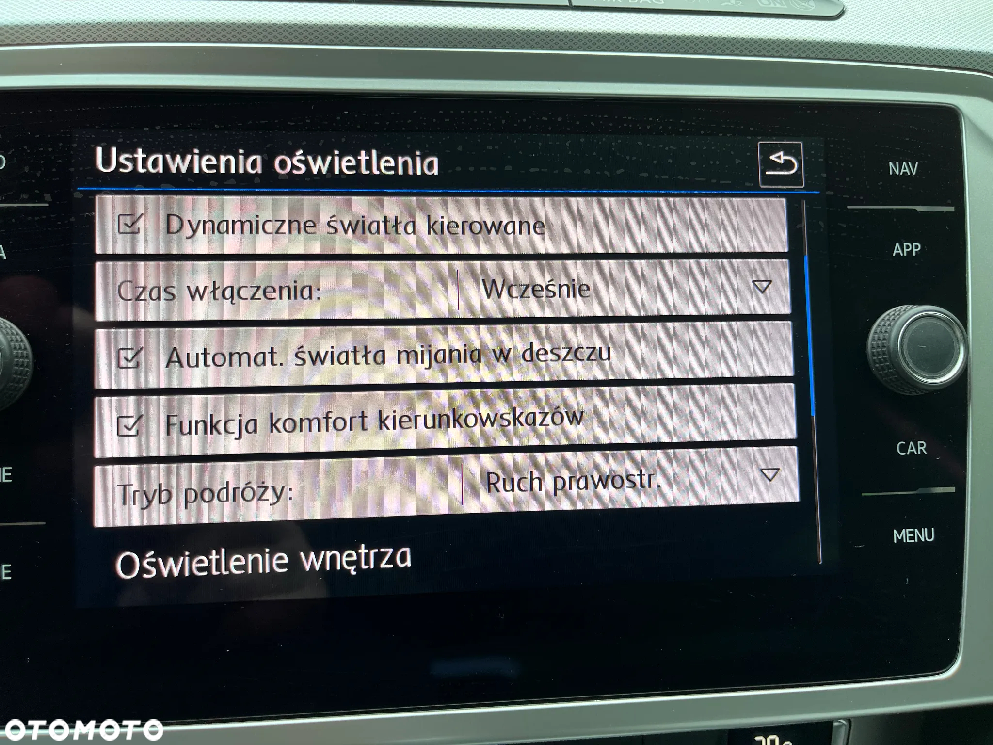 Volkswagen Passat 2.0 TDI BMT Comfortline DSG - 24