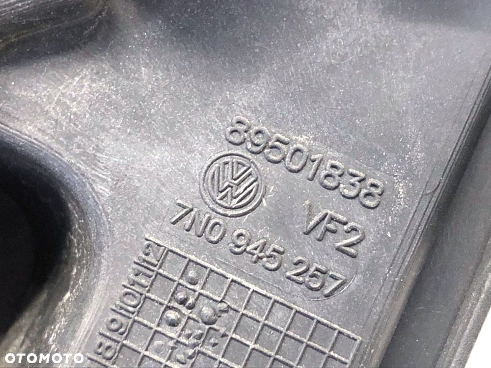 WKŁAD LAMPY LEWY TYŁ  VW SHARAN (7N1, 7N2) 2010 - 2022 2.0 TDI 130 kW [177 KM] olej napędowy 2013 - 4