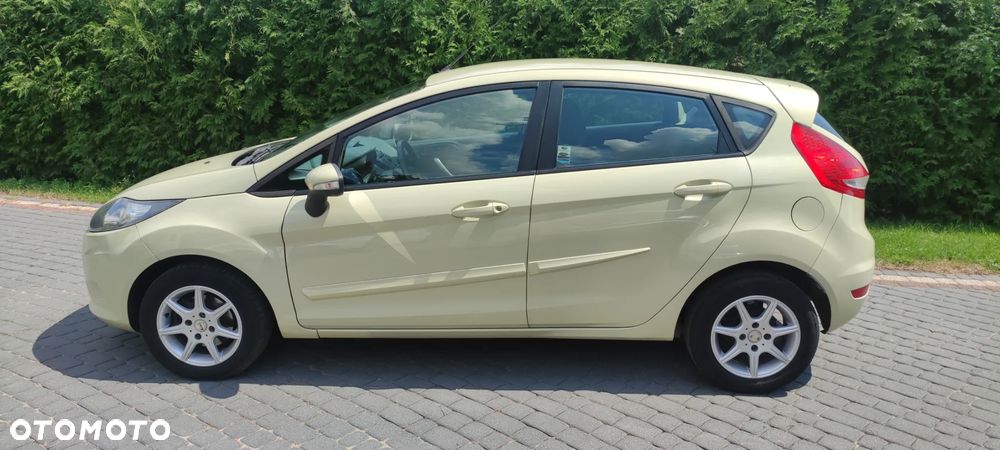 Ford Fiesta - 7