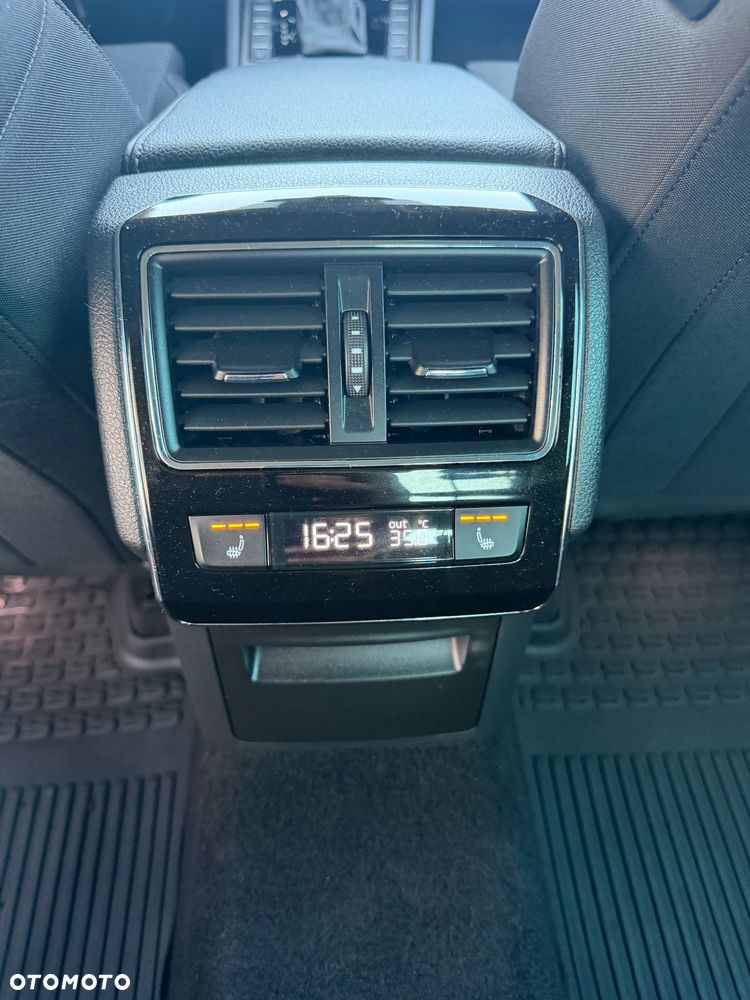 Skoda Superb 2.0 TSI DSG Style - 30