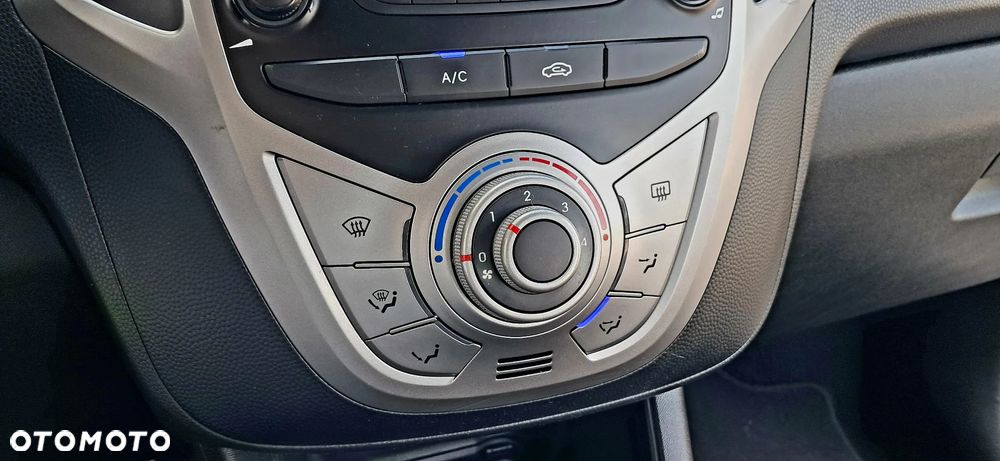 Hyundai ix20 1.4 blue Space+ - 35