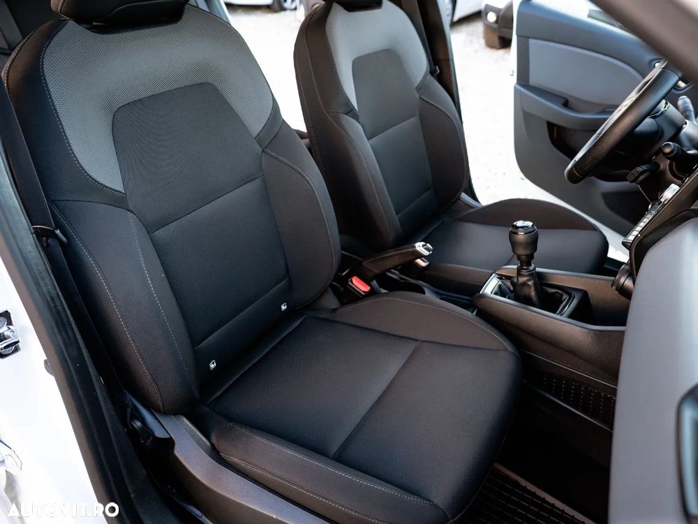 Renault Clio V 1.0 TCe 100 Intens - 26