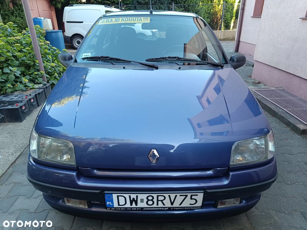 Renault Clio - 7