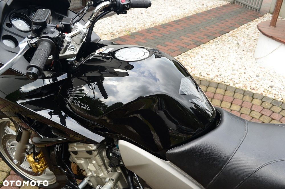 Honda CBF - 9