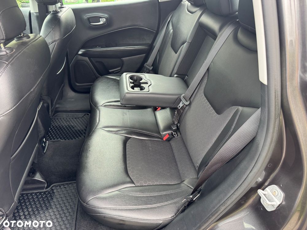 Jeep Compass 1.4 MultiAir Limited - 22