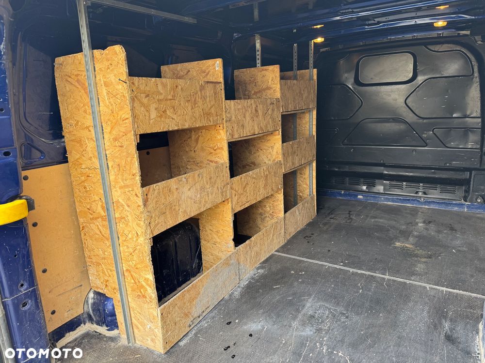 Ford Transit Custom - 8